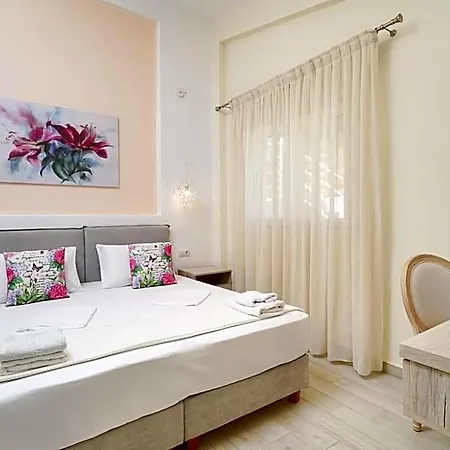 Inroy Sea View فندق لايميناس
